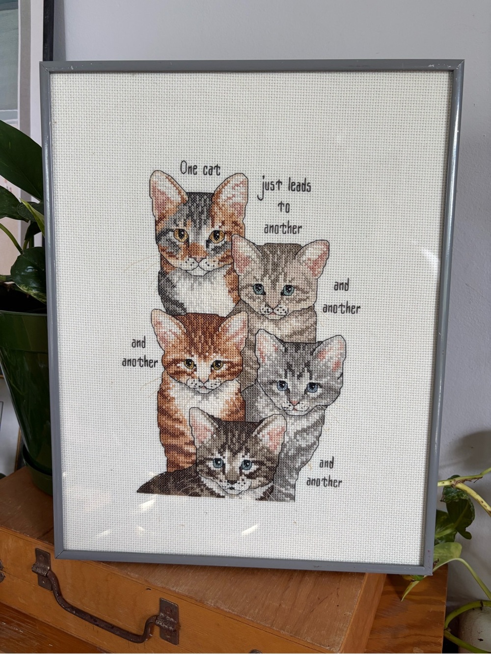 Vintage Handmade Framed Cat Cross-Stitch Art Print - Multicolor Cats